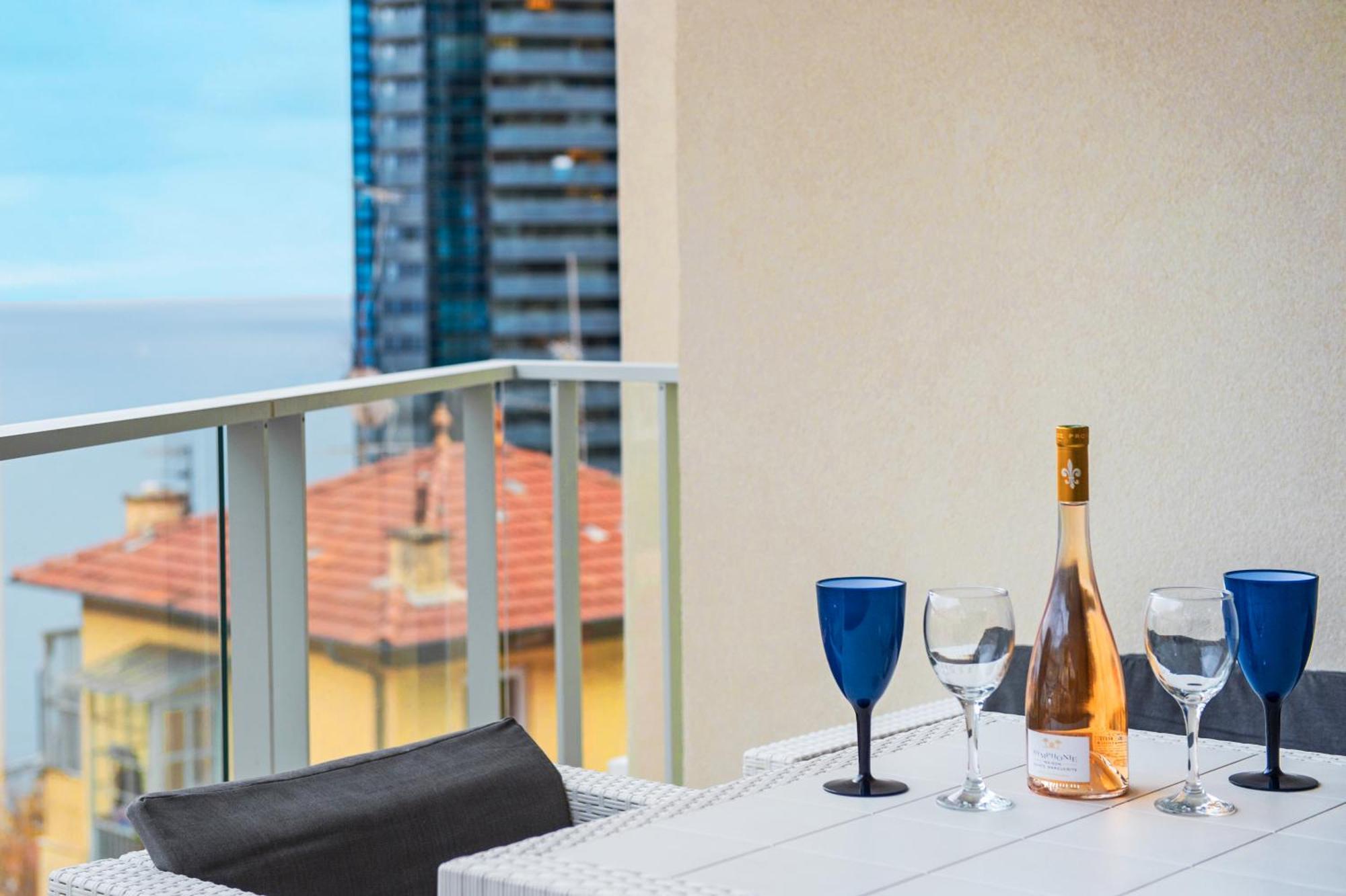 Grande Terrasse - Vue Mer - Parking - Bk Beausoleil Bagian luar foto